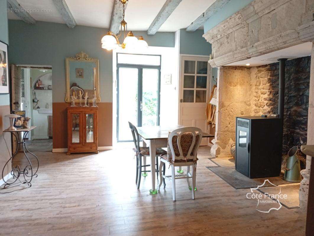 Maison à MIERS