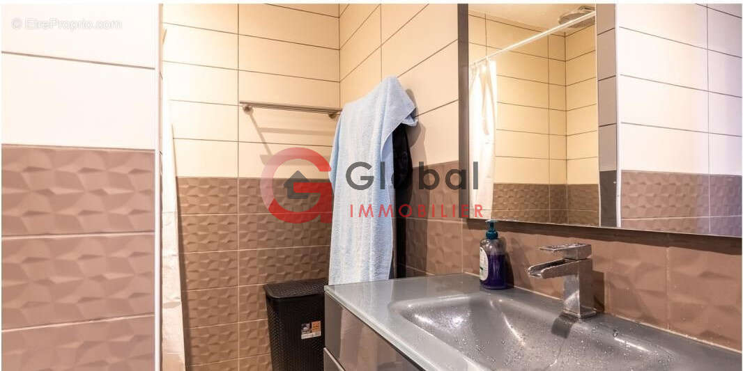 Appartement à SAINT-PAUL-SUR-ISERE