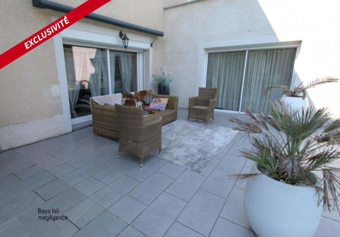 Tènement immobilier de 2 maisons avec piscine, garage et terrain – 364 000 € FAI - photo 11