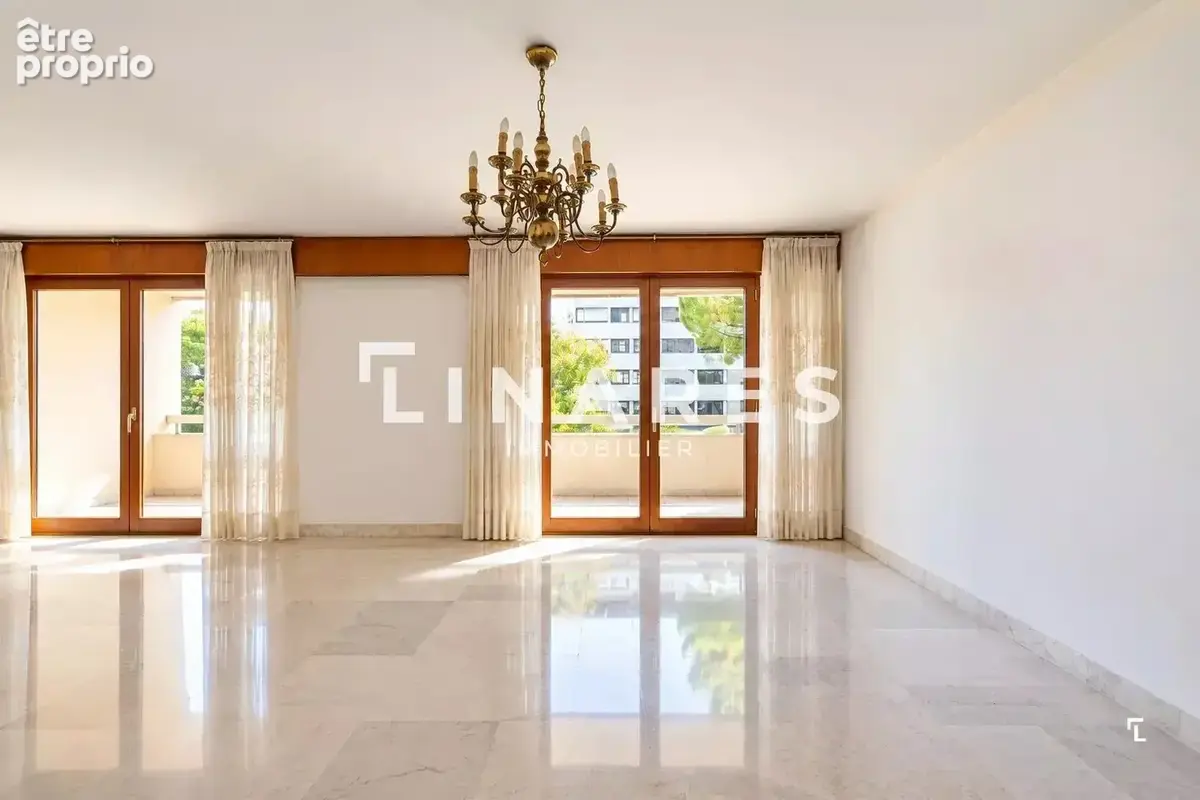LE TAMARIS - Appartement T4 de 130 m2 - Terrasse - Garage -13100 AIX - photo 4