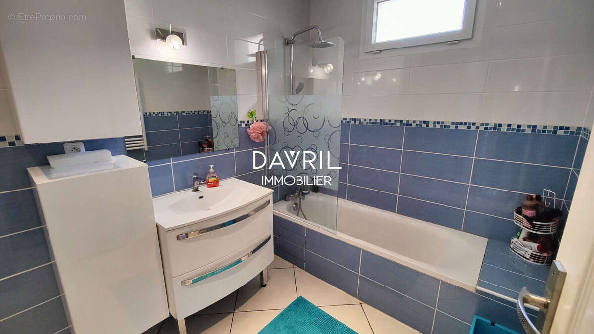 Maison à CONFLANS-SAINTE-HONORINE