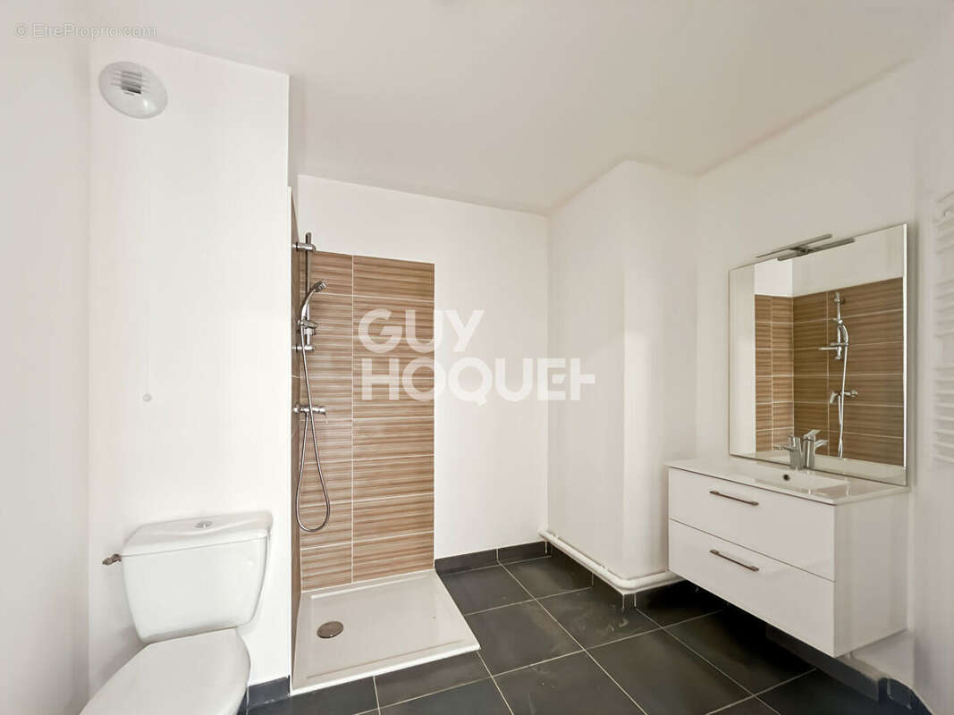 Appartement à FONTENAY-TRESIGNY