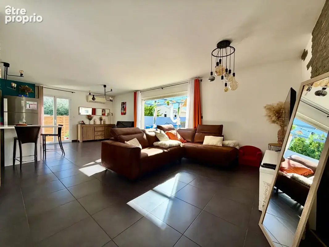 Maison Laudun - 5 pièces - 112 m² - photo 2
