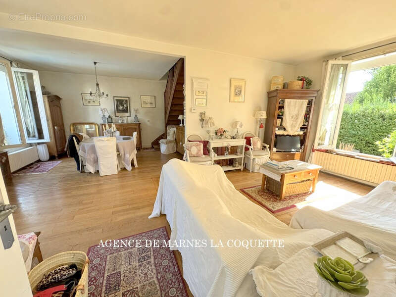 Maison à VAUCRESSON
