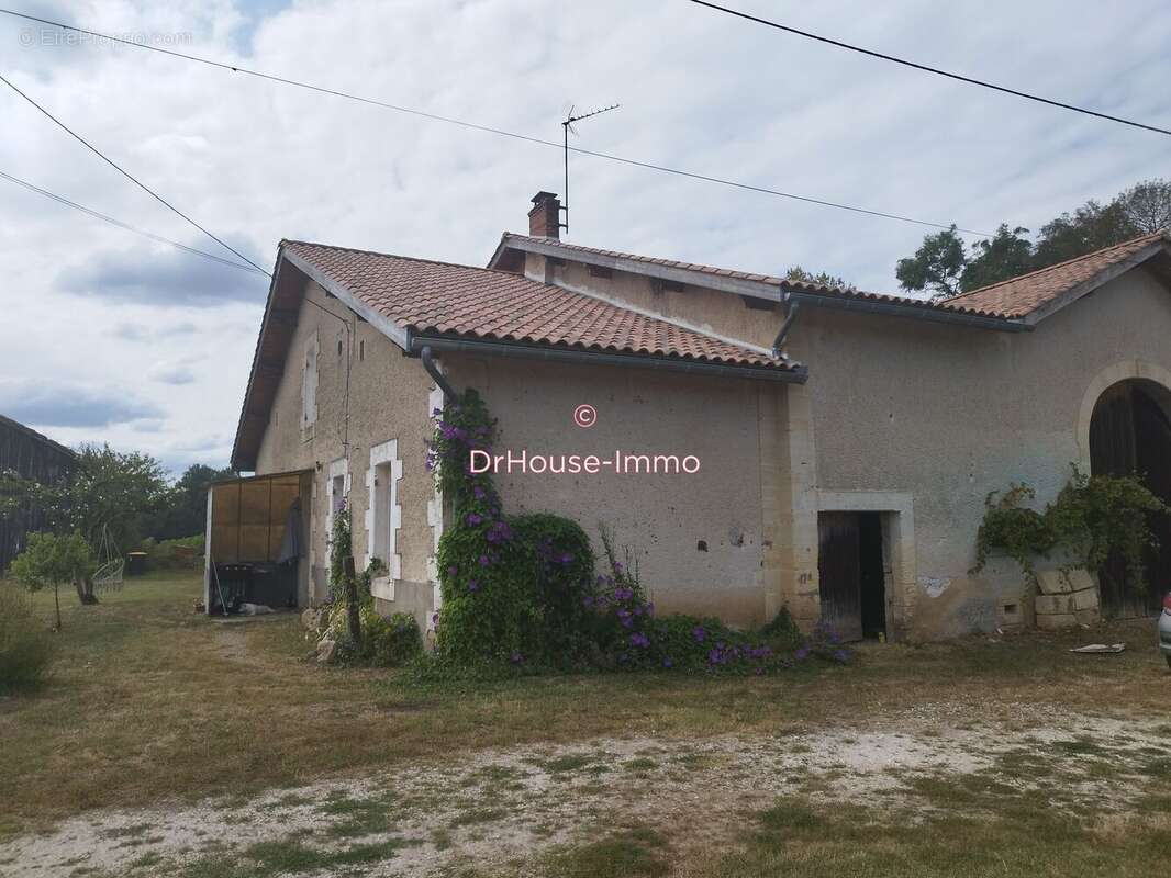 Maison à SAINT-AVIT-SAINT-NAZAIRE