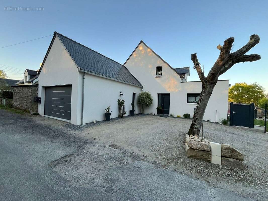 Maison 143 m² à Guerande  - photo 2