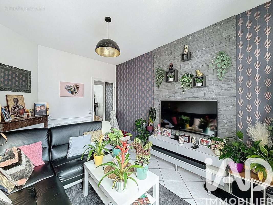 Photo 2 - Maison à FOLLAINVILLE-DENNEMONT