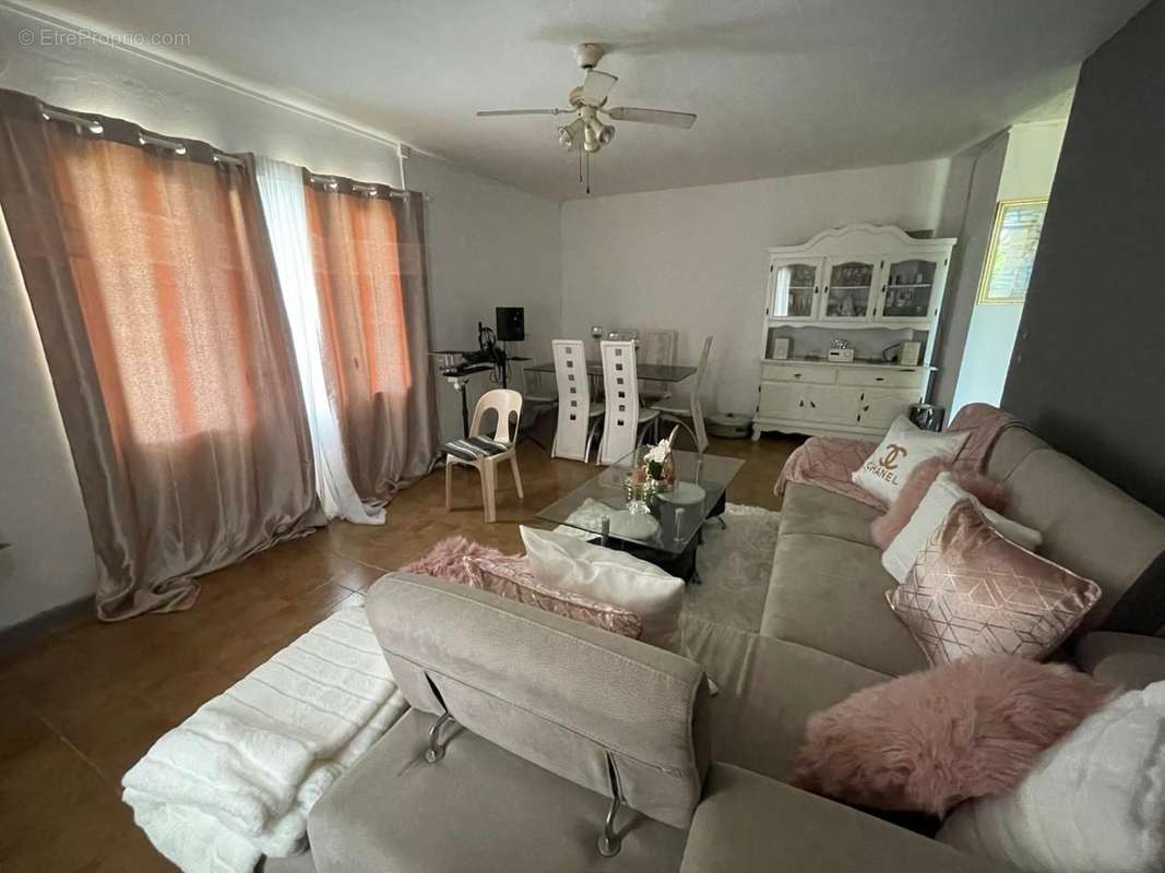 Maison à SAINT-FRANCOIS