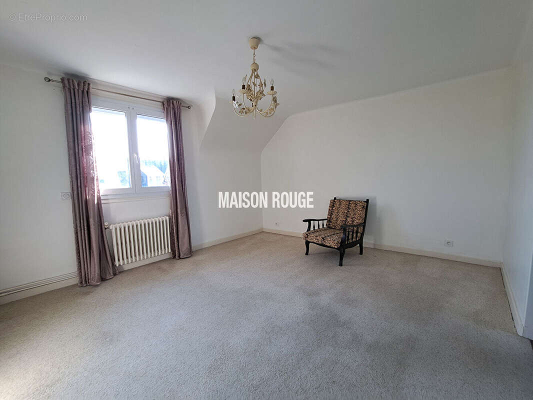 PAIMPOL CENTRE - Ensemble Immobilier!    Idéal inverstisseurs, 1 commerce et 2 Appartements ! - photo 7