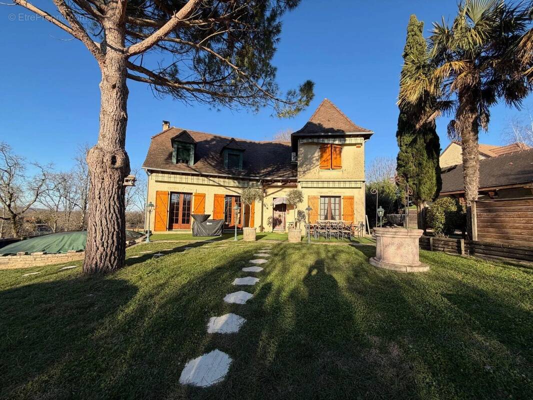 Maison à CHASTEAUX