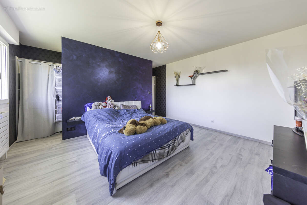 Maison à GONDREVILLE