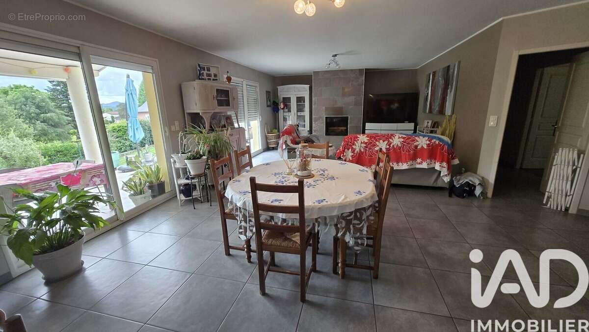 Maison 149 m² à Ledeuix  - photo 7