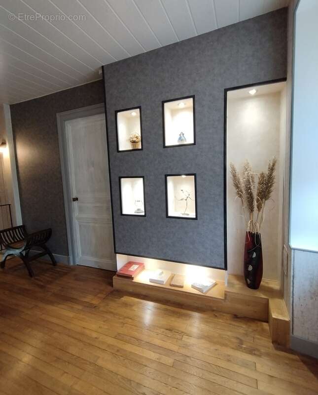 Charente, exceptionnelle ! A 10mn de La Rochefoucauld, maison 206 m², pièce de vie 70 m², grange, terrain clos 3602m² - photo 16