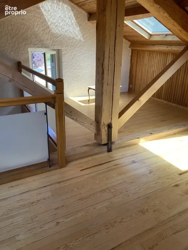 Propriété exceptionnelle en bord de rivière avec 3 appartements, grands garages et magnifique jardin à Axat - photo 29