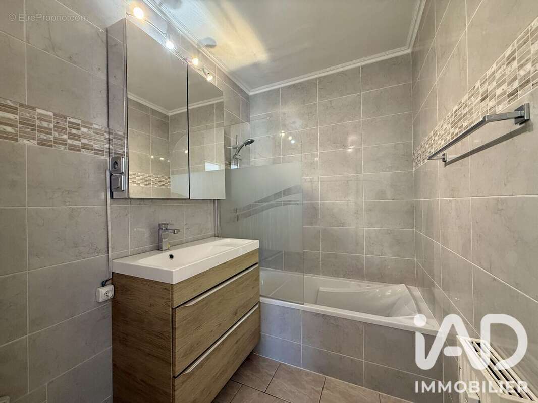 Appartement 29 m² à Cagnes-Sur-Mer  - photo 7