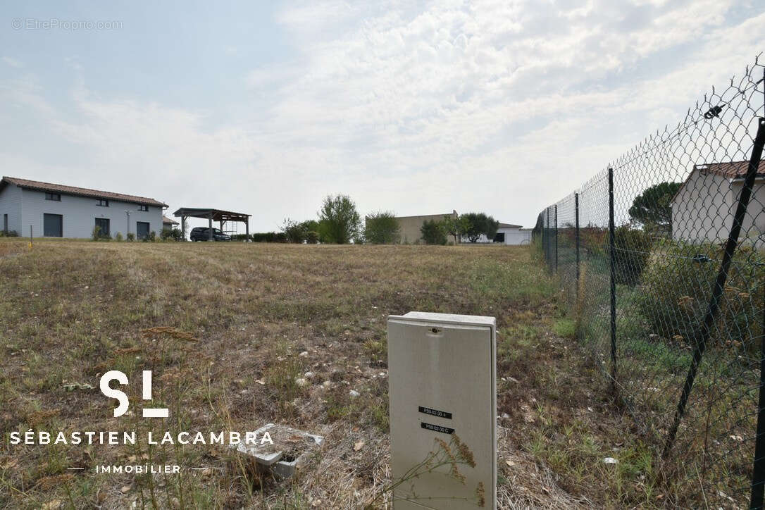 Cadalen   terrain à bâtir de 1 070 m2   environnement calme et résidentiel - photo 8