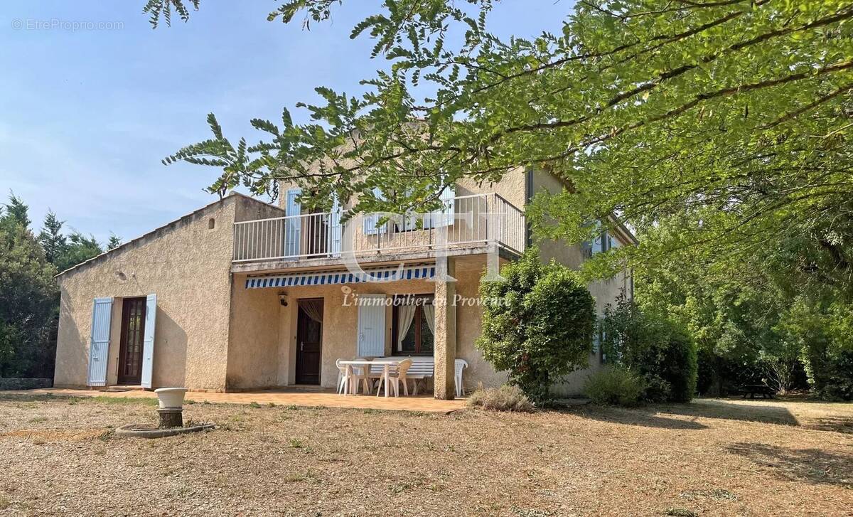 Maison à GRIGNAN
