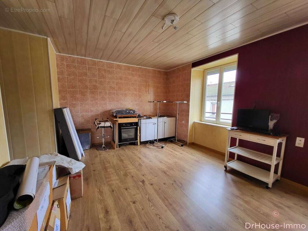 Appartement à CRAPONNE-SUR-ARZON