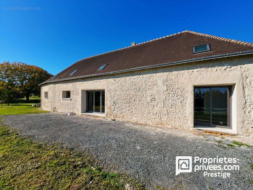 Maison à VERNOU-SUR-BRENNE