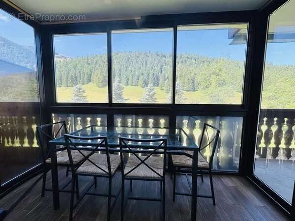 Appartement à LA MORTE