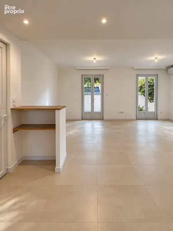 Villa 3 faces plain pied avec piscine - photo 5