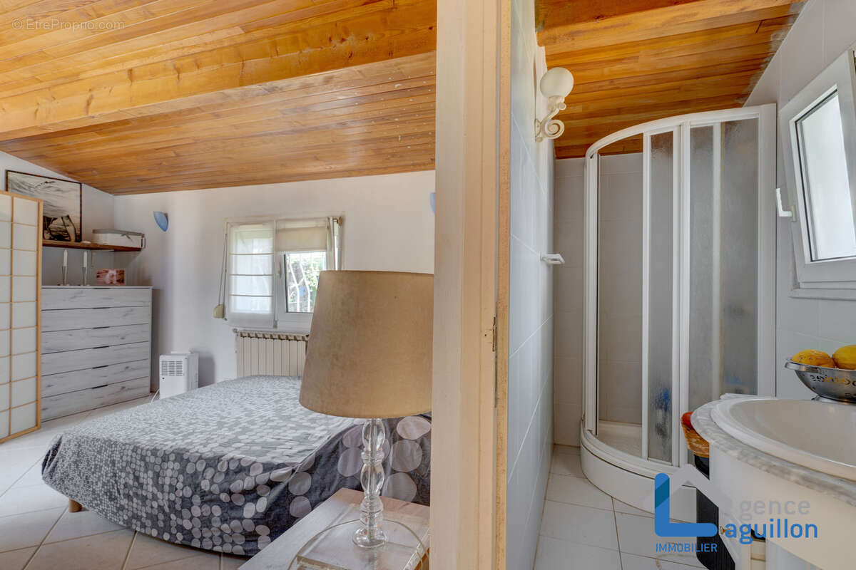 Maison de 170m2 comprenant deux appartements t3 - photo 14
