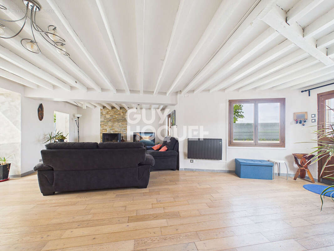 Charmante maison 6 pièces à vendre à Amfreville-sur-Iton - Rare sur le marché ! - photo 6