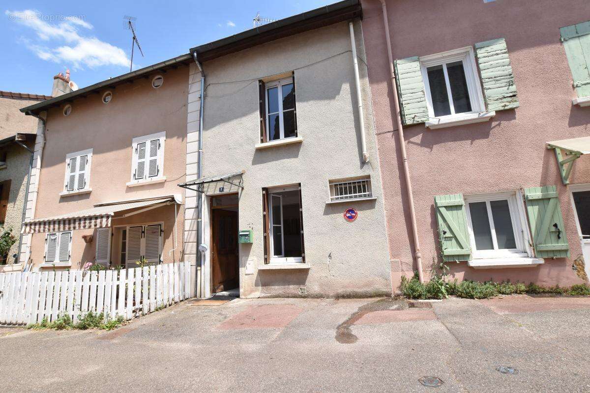 Maison à FRANCHEVILLE