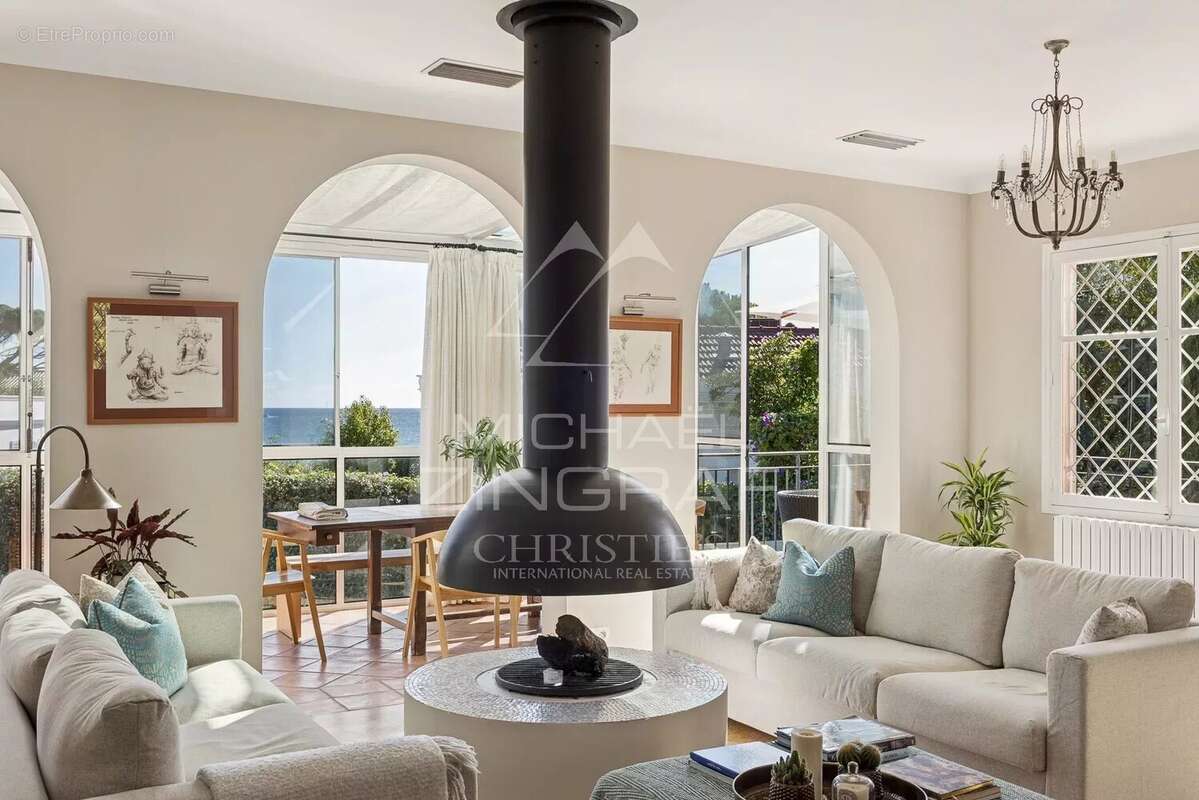 Maison à ANTIBES