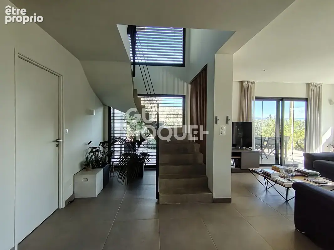 Beaumes-de-Venise - Villa d'architecte de 180 m², 3 chambres, Jardin, Garage, Piscinable - photo 14