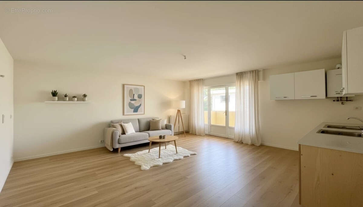 Appartement à MANDELIEU-LA-NAPOULE