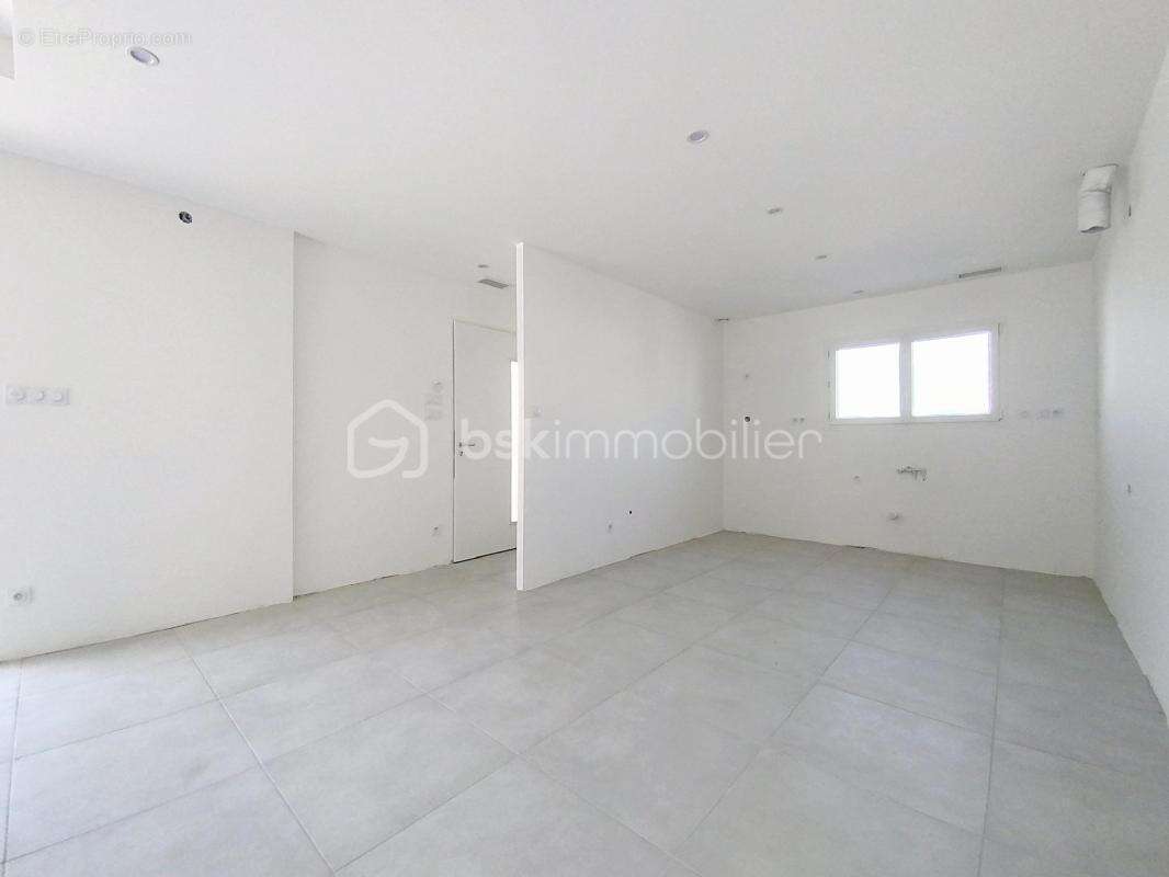 Maison à CESSENON-SUR-ORB