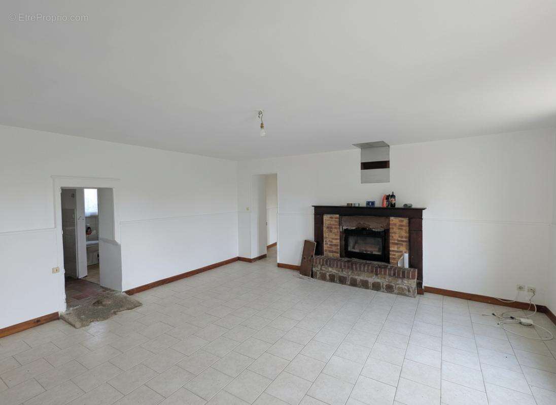 Propriété (corps de ferme) 360m2 au sol  à rénover - photo 5