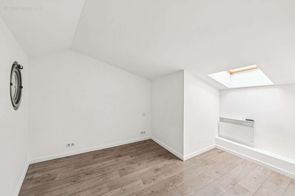 Appartement à COLOMBES