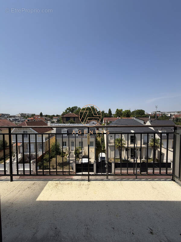 Appartement à SAINT-MAUR-DES-FOSSES