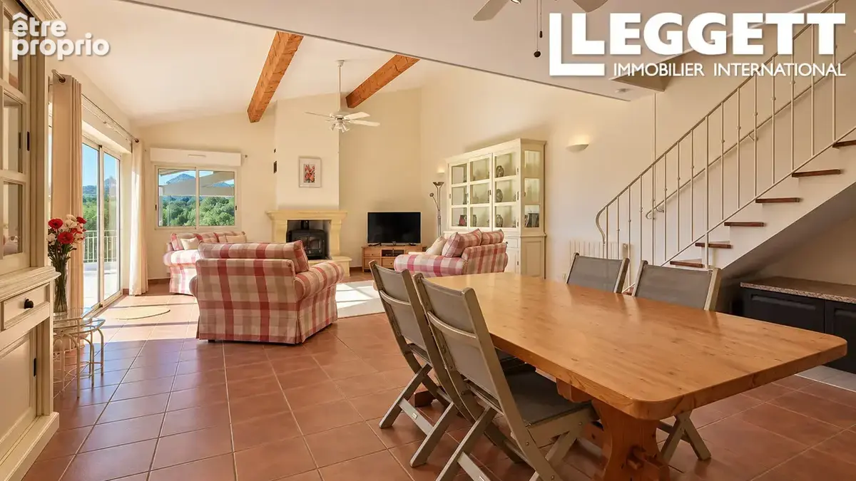 Villa 4 chambres avec piscine, vue panoramique et grand terrain dans domaine sécurisé près de la Méditerranée - photo 3