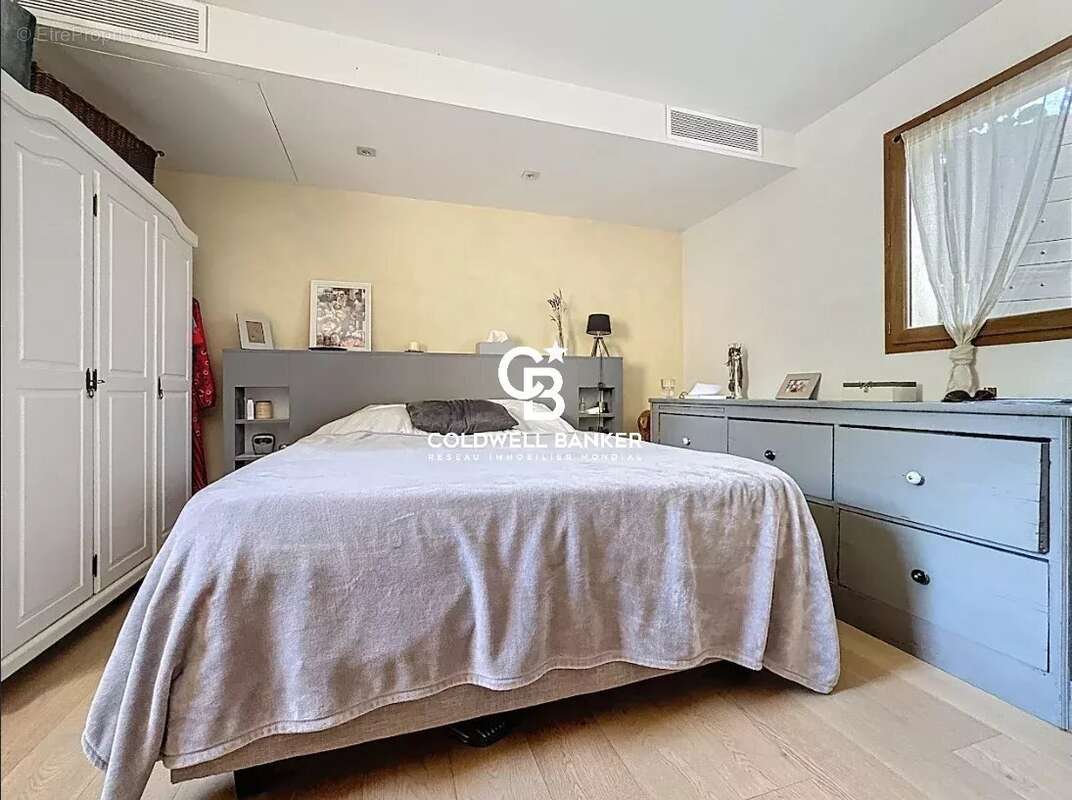 Maison à TOURRETTES