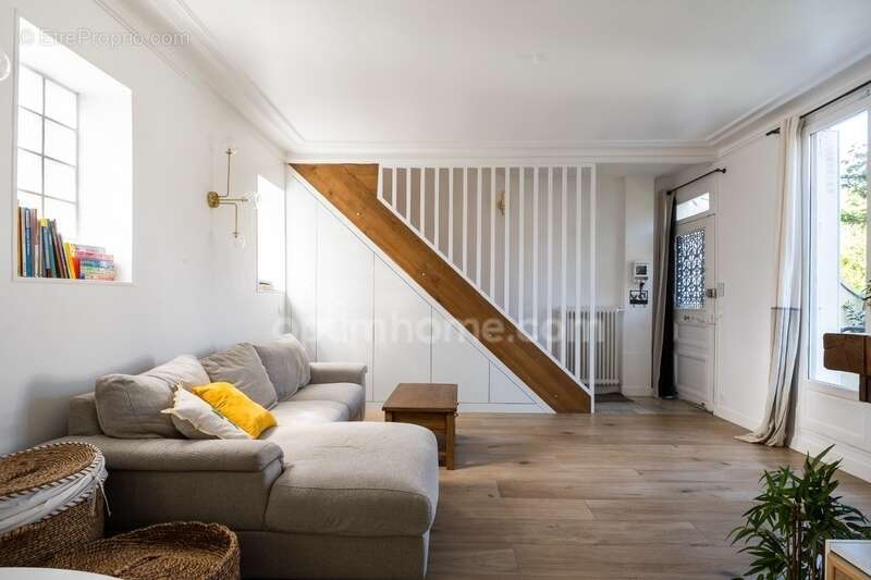 Maison à LE PERREUX-SUR-MARNE