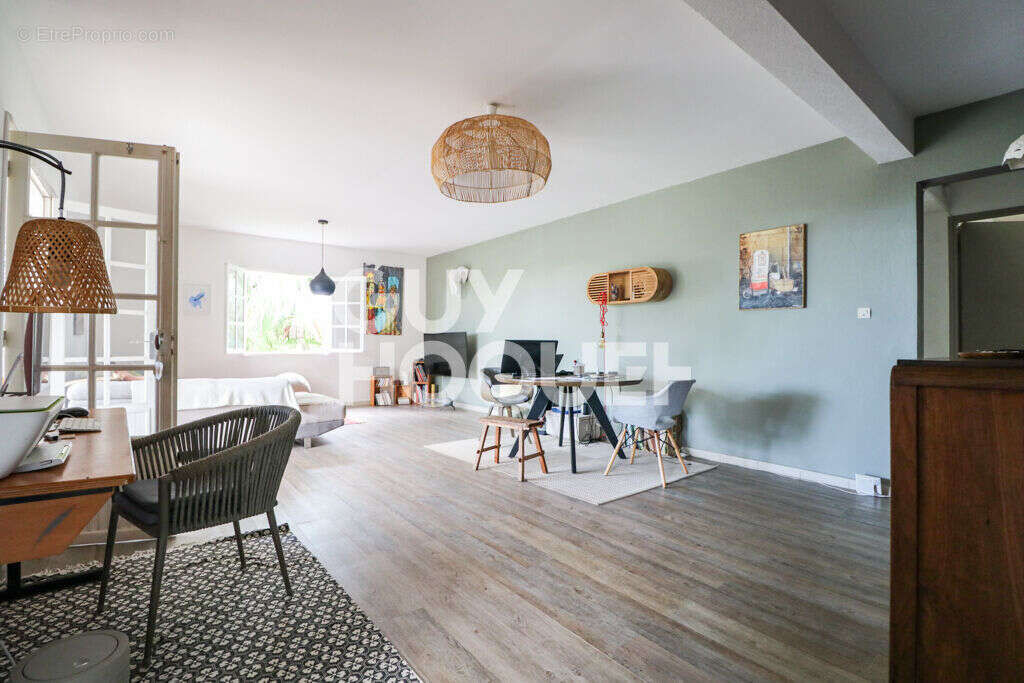 Maison à SAINT-DENIS