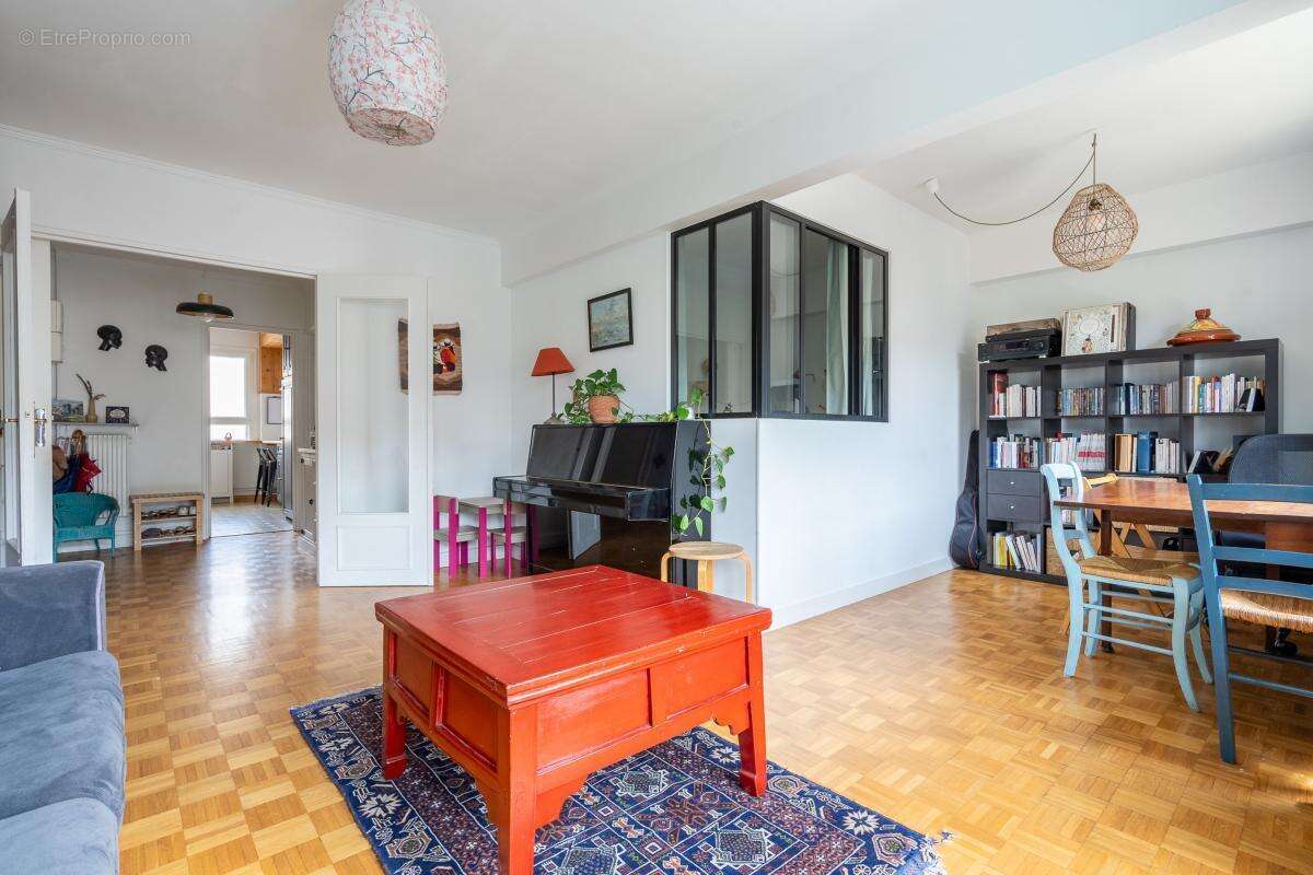 Appartement à FONTENAY-SOUS-BOIS