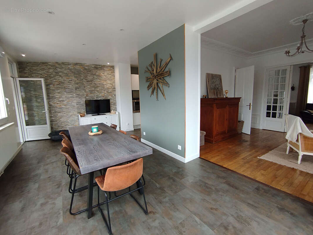 Maison à ORIGNY-SAINTE-BENOITE