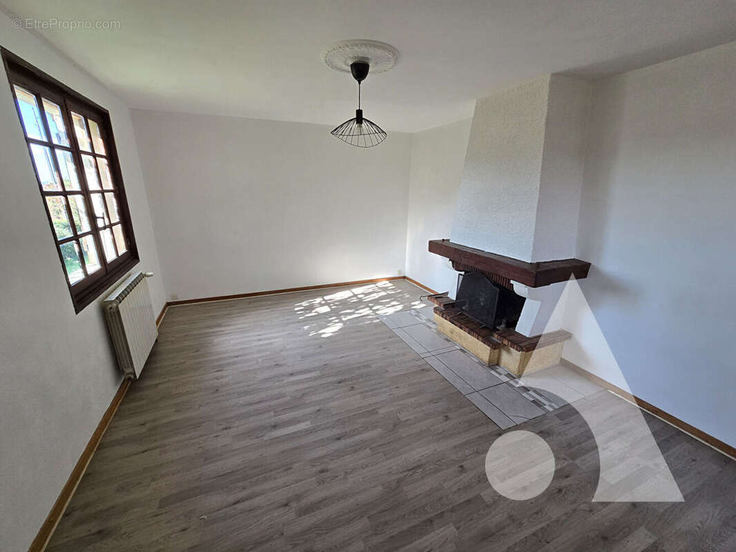 Maison à DAMMARTIN-MARPAIN