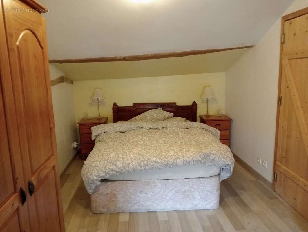 Maison à MOUTIERS-SOUS-ARGENTON