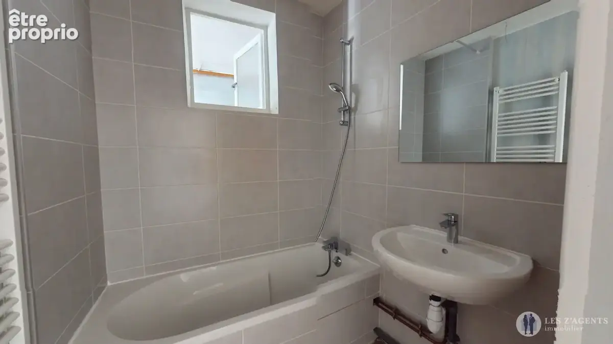 T3 avec balcon dans une copropriété fermée - photo 10