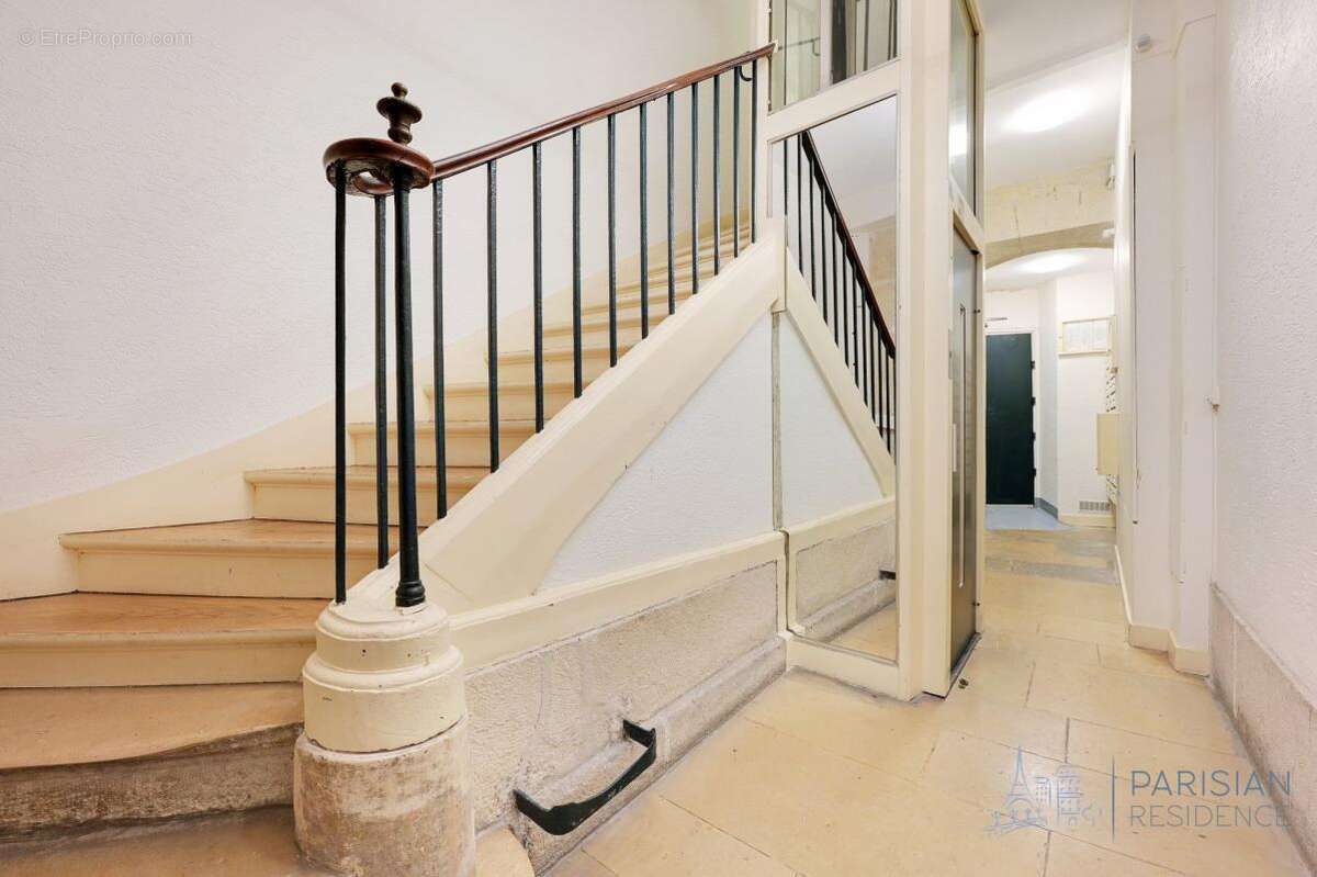 Appartement à PARIS-5E