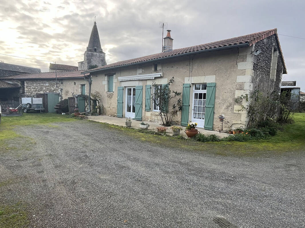 Maison à MOUTERRE-SILLY