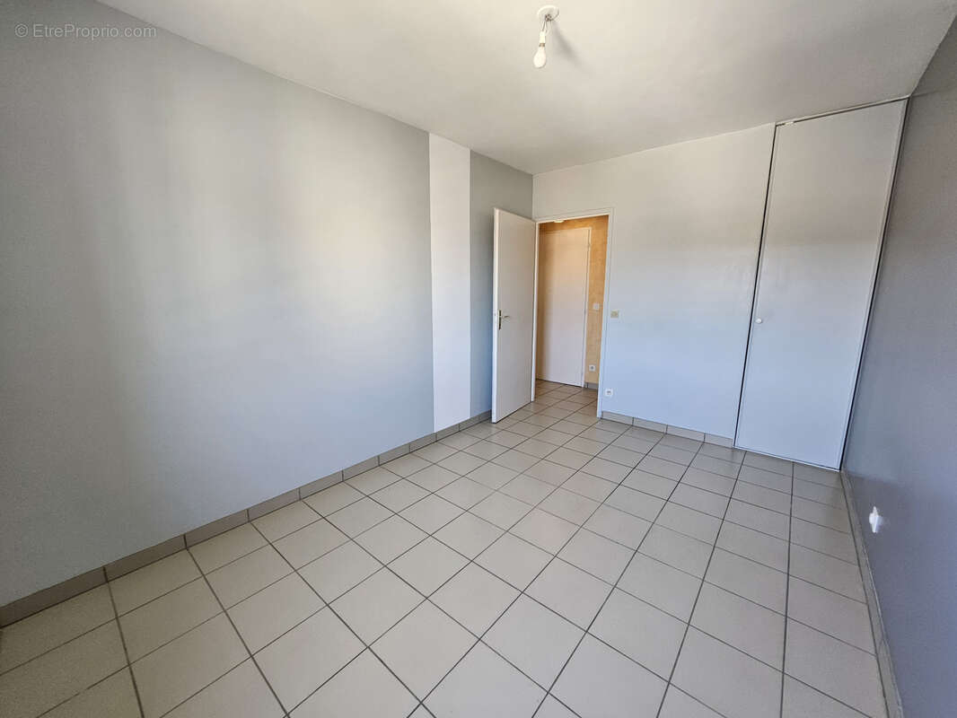 Appartement à LE PEAGE-DE-ROUSSILLON