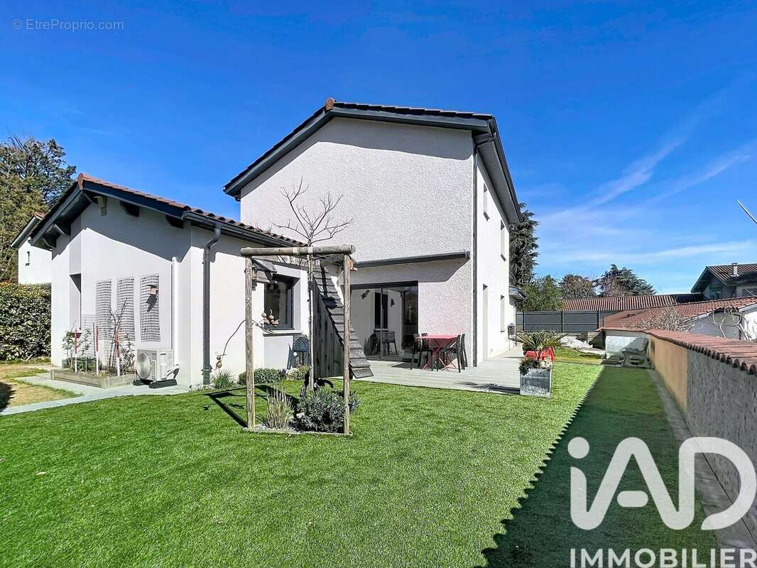 Photo 4 - Maison à CHARLY