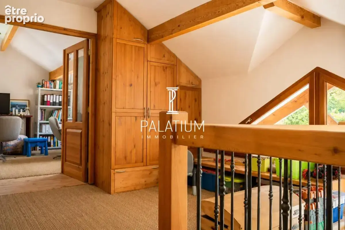 Propriété d'exception de près de 400 m² - photo 10