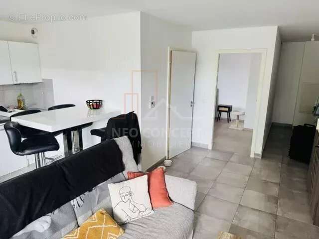 Geispolsheim – Le confort d'un appartement avec balcon, garage et vue dégagée ! - photo 2